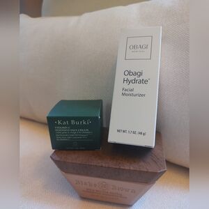 Obagi Hydrate Facial Moisturizer And Beauty Bundle